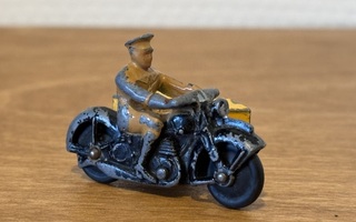 Vanha Dinky Toys 44 B AA Motorcycle patrol moottoripyörä