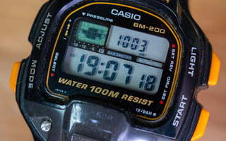 Casio BM-200W Barometer