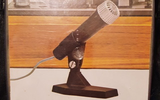 Tandberg TM4 -mikrofoni