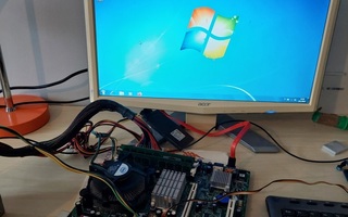 MSI MS-7336 Socket LGA775 emolevy + CPU + RAM