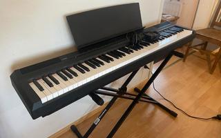 Yamaha digital piano  P-105