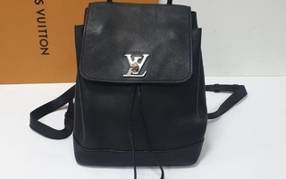 Louis Vuitton aito