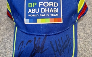 Ford Abu Dhabi word Rally Team lippahattu