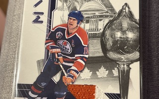 Mark Messier 2003-04 ITG VIP JERSEY /50 KAKSIVÄRINEN