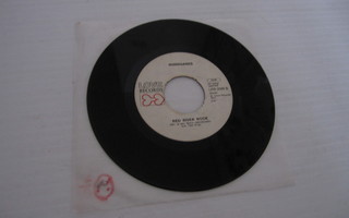 Hurriganes 7" Blue Suede Shoes/Red River Rock