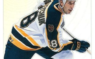 99-00 Pacific Prism #11 Dave Andreychuk