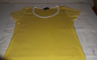 Toppi / t-paita : keltainen t-paita koko M
