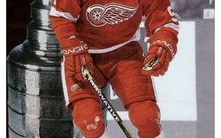 SERGEI FEDOROV Red Wings 02-03 Quest For The Cup Raising. #5