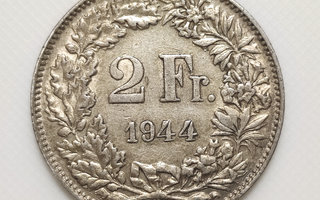 Sveitsi 2 Francs 1944B, Hopeakolikko