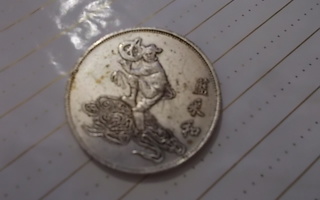 kiinalainen kolikko mitali