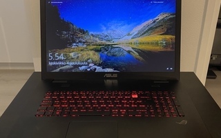 Asus G771JW 17,3” kannettava tietokone