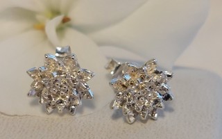 Siron pienet 925 hopeiset kukka korvakorut