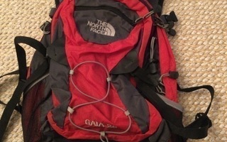 The NorthFace Gaia 28 reppu