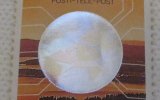 Leimaamaton postimerkki Loisto Hologrammi 1,90 mk PTL 1990