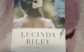 Lucinda Riley-Keskiyön ruusu