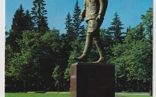 Mikkeli: C.G.E. Mannerheimin patsas