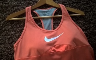 Nike oranssi Treenipaita / Urheilupaita / paita - koko S