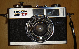 RICOH 35 ZF KAMERA