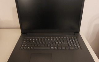 Lenovo 17,3" W11 kannettava