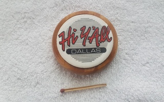 Vintage - Hi Y’all Dallas Jääkaappimagneetti