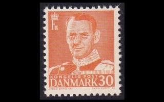 Tanska 308III ** Frederik IX 30 öre oranssi (1948)