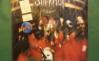 SLIPKNOT - SLIPKNOT - YELLOW VINYL EU 2022 UUSI LP