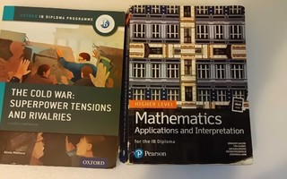 IB - lukio oppikirjat Mathematics, History 10 e per kpl