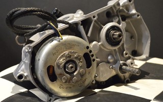 Suzuki pv s s1 r remontoitu moottori