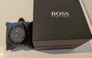 Hugo Boss chronograph rannekello