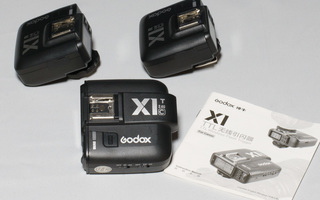 Godox X1 - langaton salamalähetin + 2 x vastaanotin (Canon)