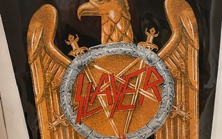 Slayer Kotka Logo selkälippu