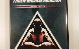 (SL) DVD) Yhden miehen armeija (1979) Chuck Norris