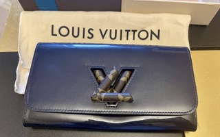 Louis Vuitton twist aito