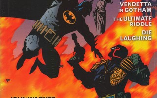 Sarjakuva-albumi US 167 – Batman Judge Dredd Collection