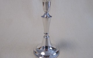 Hopeinen kynttilänjalka, kork. 167 mm