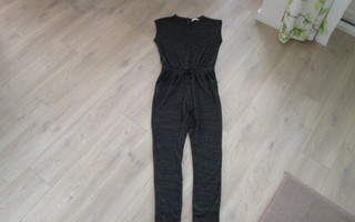 H&M haalari/one piece/jumpsuit n. M