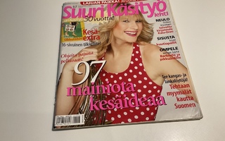 Suuri Käsityö lehti 6-7/2004, mm. Barbien vaatteita