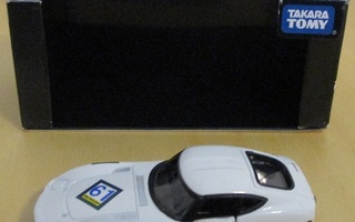 Toyota 2000 GT Coupe 3 door White 1970 Tomica Limited 1:59