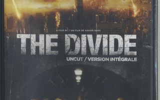 THE DIVIDE – R1 Avaamaton! US-DVD 2012 - ei suomitext; Uncut