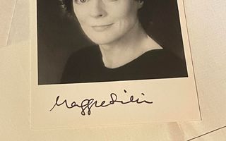 Maggie Smith kuva nimikirjoituksella