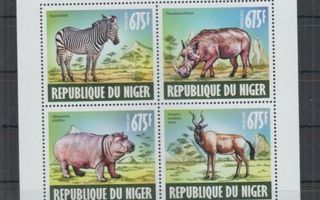 ELÄIMET eläinaiheinen blokki NIGER 2013 **