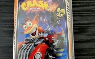 Crash Bandicoot tag team racing PSP