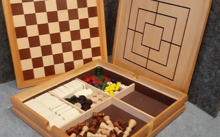 Peli paketti mm shakki ja kiinanShakki