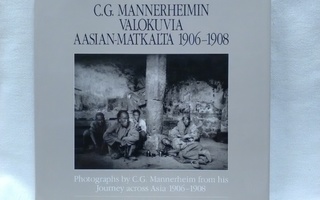 C. G. Mannerheimin valokuvia Aasian-matkalta (sid.)