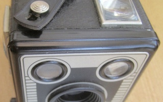 VANHA Kamera Kodak Six-20 Brownie-C SIISTI + Aklup.Ohjekirja