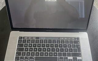 Macbook Pro 16" 2019 i9, 16GB, 1TB Space Gray