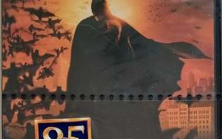 BATMAN BEGINS DVD