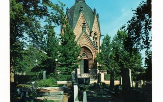 Pori:  Juseliuksen mausoleumi  ja hautausmaata