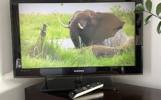 Myydään Samsung HD TV