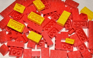 LEGO palikat 50-60 luku (punainen ja keltainen)